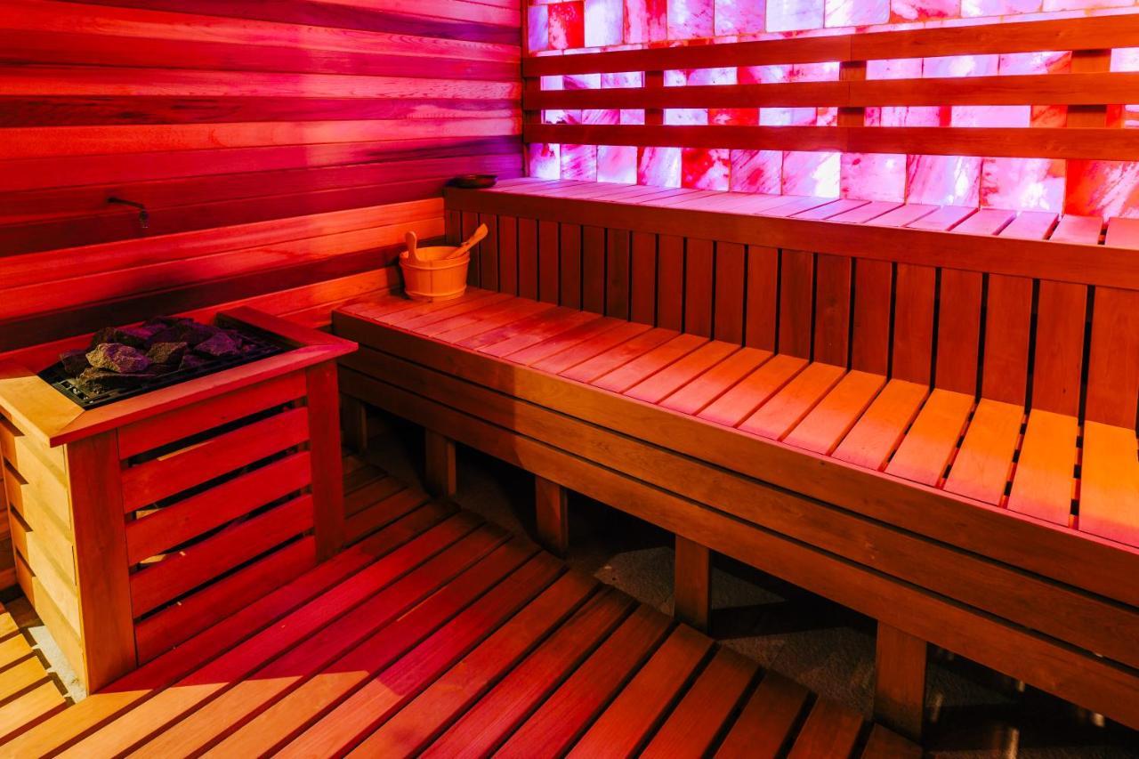 Mandachi Hotel & Spa Suceava Eksteriør billede